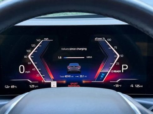 Used 2023 BMW i4 eDrive35 w/ Premium Package image 23