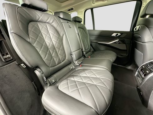 New 2026 BMW X7 xDrive40i image 28