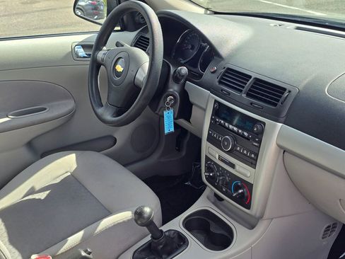 Used 2010 Chevrolet Cobalt Sedan FWD image 19