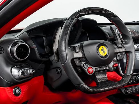 Used 2020 Ferrari Portofino RWD image 13
