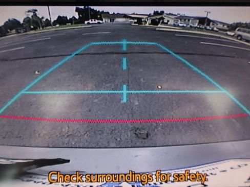 Used 2013 Toyota Avalon Limited image 36