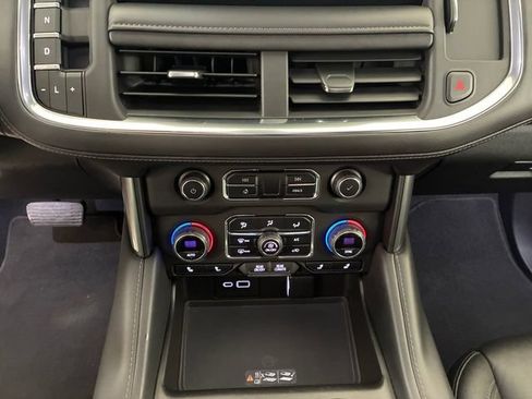 Certified 2022 Chevrolet Tahoe LT w/ Luxury Package AWD/4WD image 21