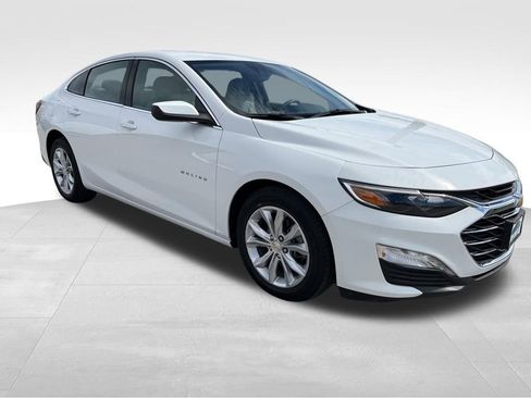 Used 2020 Chevrolet Malibu LT w/ Fleet LT Safety Plus Package image 3