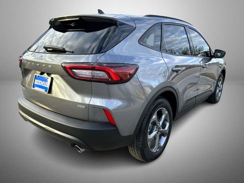 Used 2025 Ford Escape ST-Line w/ Equipment Group 301A image 5
