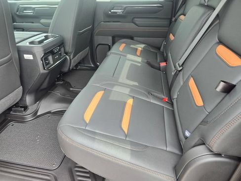 New 2026 GMC Sierra 2500 AT4 w/ AT4 Premium Plus Package AWD/4WD image 9