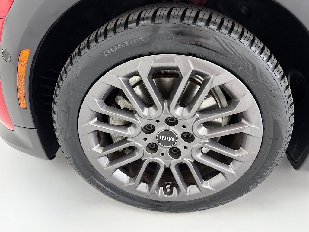 Used 2025 MINI Cooper S FWD image 26