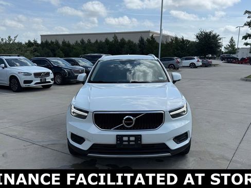 Used 2019 Volvo XC40 T5 Momentum AWD/4WD image 2