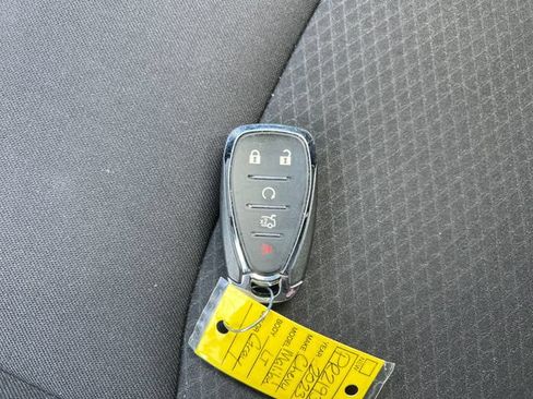 Used 2023 Chevrolet Malibu LT FWD image 26