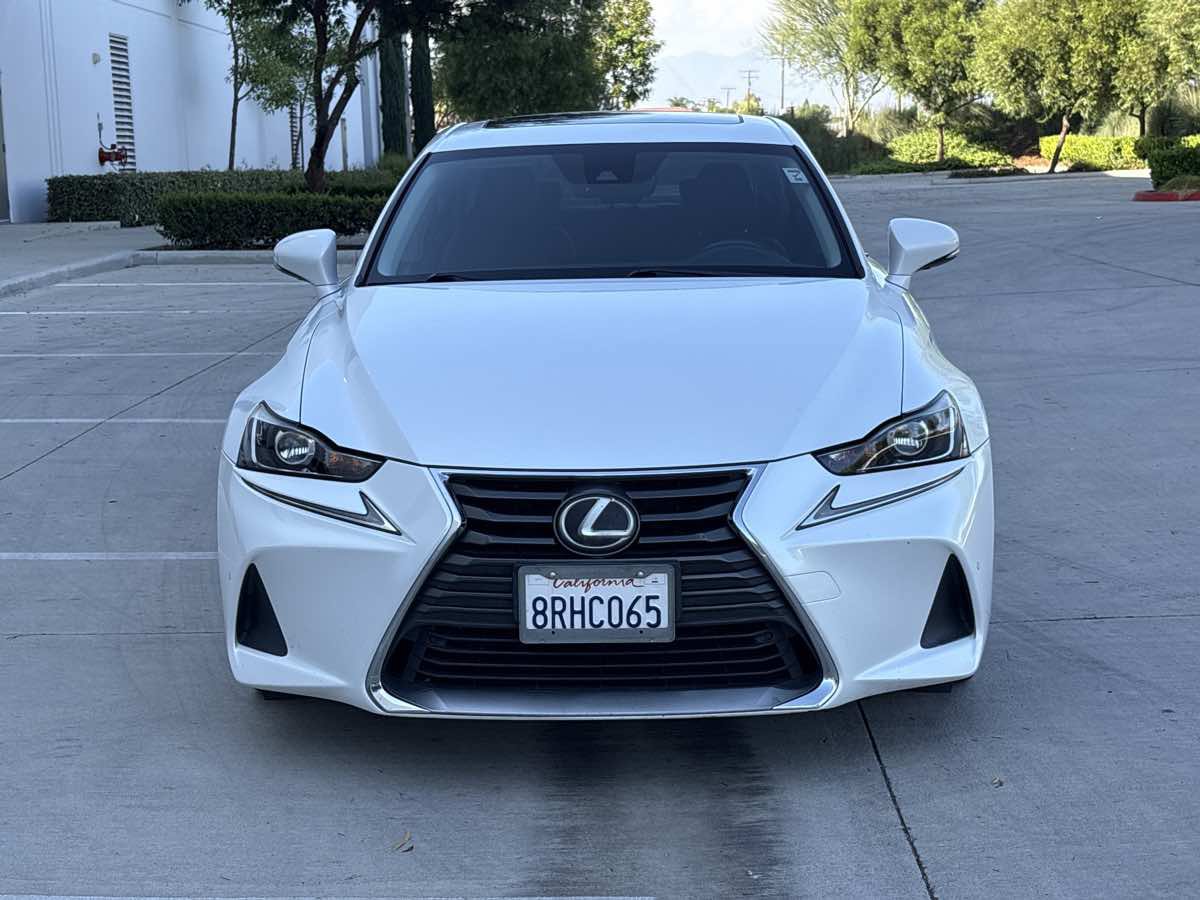 Used 2017 Lexus IS 200t w/ Navigation System Package RWD image 8