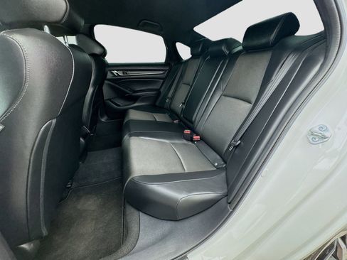 Used 2021 Honda Accord Sport image 15