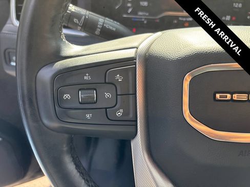 Used 2023 GMC Yukon XL Denali AWD/4WD image 12
