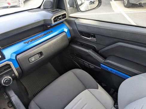 Used 2024 Toyota Tacoma TRD Sport w/ TRD Sport Upgrade Package image 17