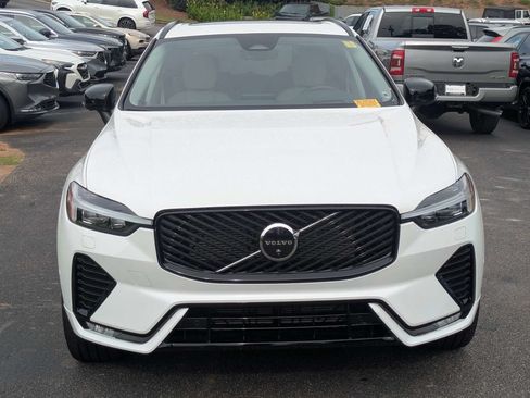 Certified 2026 Volvo XC60 B5 Ultra w/ Protection Package Premier AWD/4WD image 9