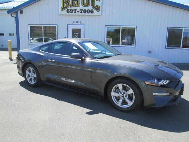 Used 2020 Ford Mustang Coupe RWD image 1