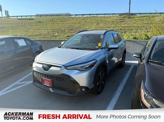 Used 2023 Toyota Corolla Cross AWD Hybrid w/ Convenience Package video 1