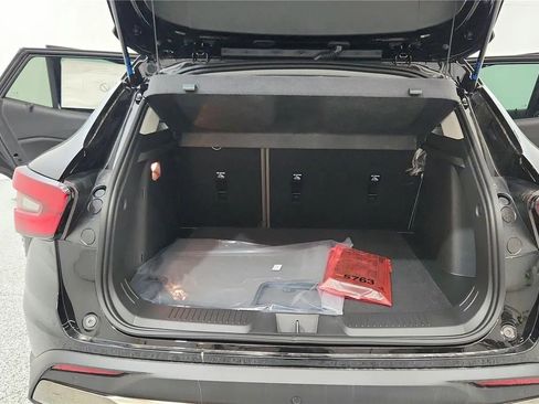 New 2026 Chevrolet Trax ACTIV w/ Driver Confidence Package FWD image 19
