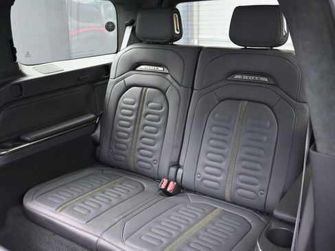 Used 2022 Rivian R1S Launch Edition image 27