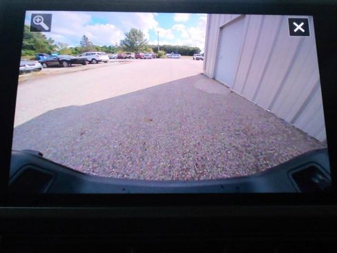 New 2025 Jeep Gladiator Sport image 8