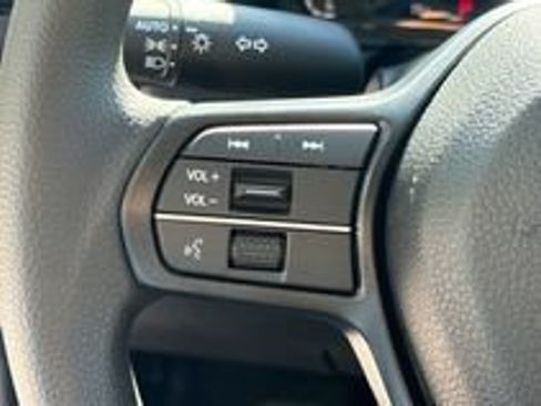 Used 2026 Honda Accord LX image 30