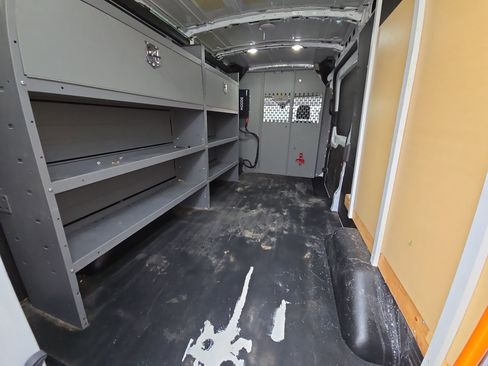 Used 2024 Ford Transit 250 148 Medium Roof w/ Load Area Protection Package image 21