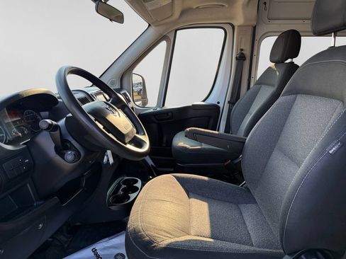 Used 2015 RAM ProMaster 2500 w/ Premium Appearance Group FWD image 20