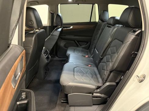 Used 2024 Volkswagen Atlas SE FWD image 33