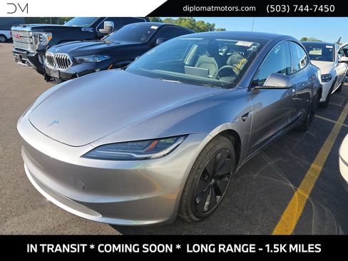 Used 2025 Tesla Model 3 Long Range RWD image 1