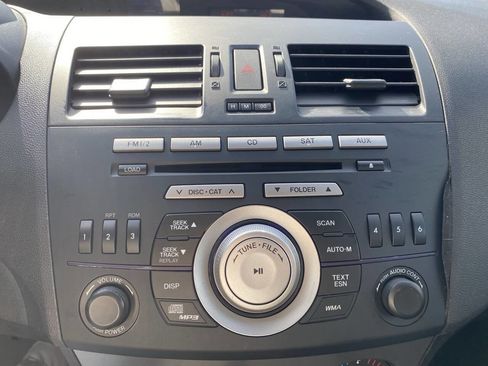 Used 2011 MAZDA MAZDA3 s Sport image 28