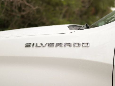 Used 2022 Chevrolet Silverado 1500 Custom AWD/4WD image 31