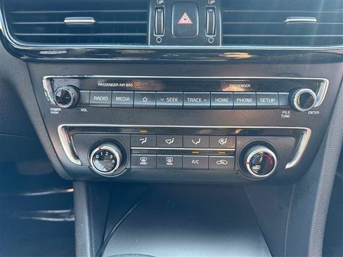 Used 2019 Kia Optima LX FWD image 31