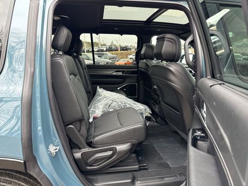 New 2026 Jeep Grand Wagoneer Limited image 30