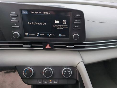 New 2026 Hyundai Elantra SE FWD image 14