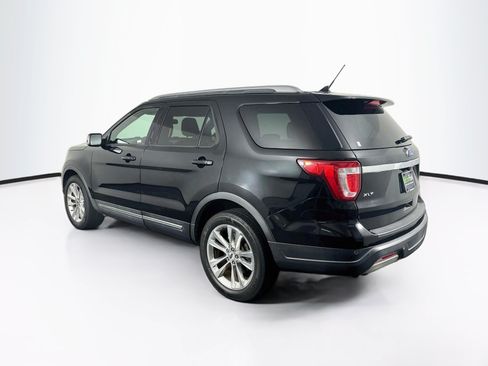 Used 2019 Ford Explorer XLT w/ Equipment Group 202A AWD/4WD image 5