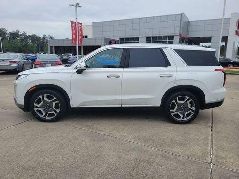 Used 2024 Hyundai Palisade Limited image 2