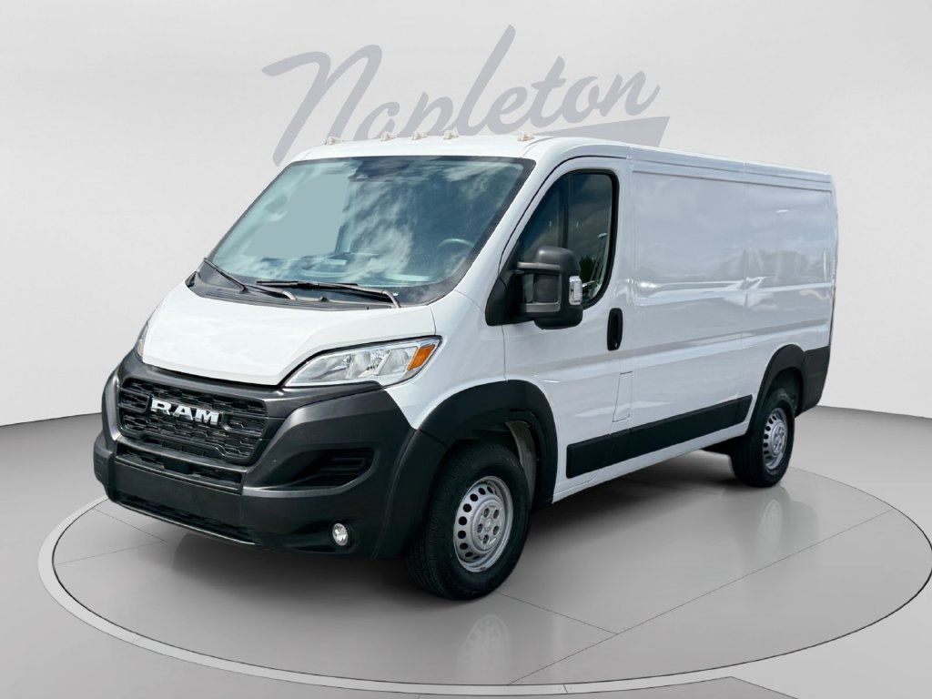 Used 2025 RAM ProMaster 2500 w/ Convenience Group FWD image 1