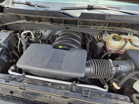 Used 2023 Chevrolet Silverado 1500 LTZ w/ Technology Package AWD/4WD image 13