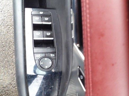 Used 2020 MAZDA MAZDA3 AWD Hatchback w/ Premium Pkg image 15