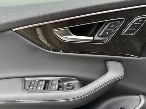 New 2026 Audi Q8 Premium Plus image 8