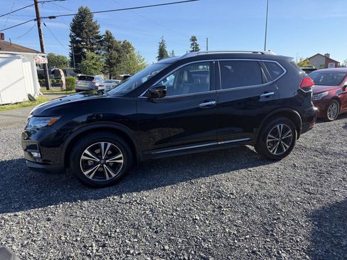 Used 2017 Nissan Rogue SL w/ SL Premium Package AWD/4WD image 6