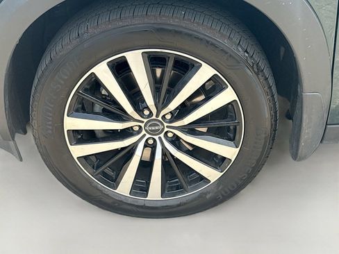 Used 2023 Nissan Pathfinder Platinum w/ Cargo Package FWD image 29