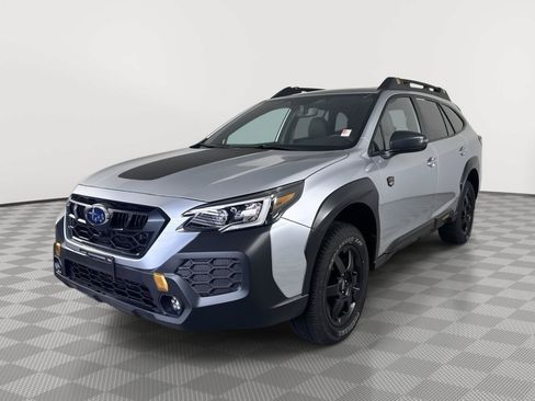 Certified 2025 Subaru Outback Wilderness AWD/4WD image 3