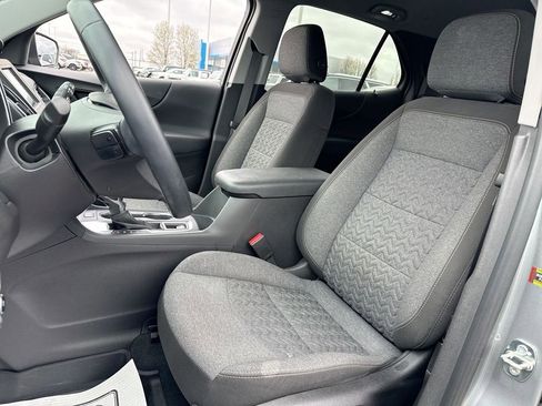 Used 2023 Chevrolet Equinox LT FWD image 11