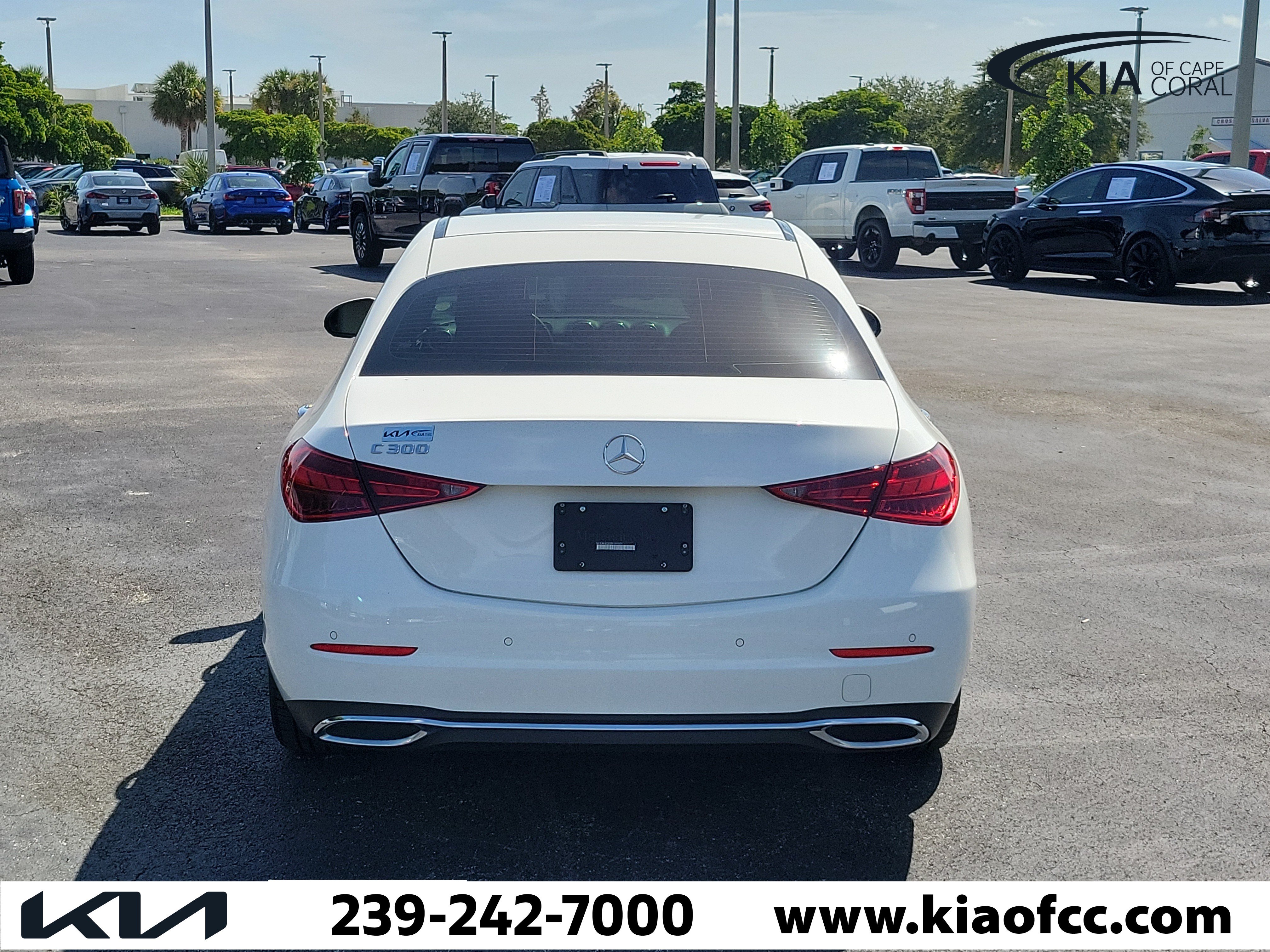 Used 2024 Mercedes-Benz C 300 Sedan image 5