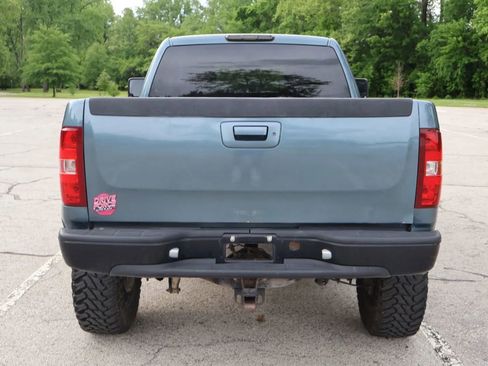 Used 2007 Chevrolet Silverado 1500 LT w/ 1LT Convenience Package AWD/4WD image 7