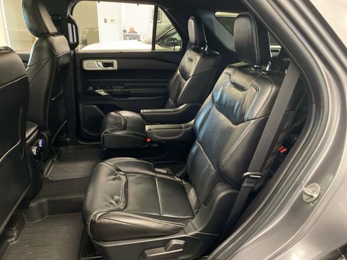 Certified 2022 Ford Explorer ST w/ Equipment Group 401A image 10