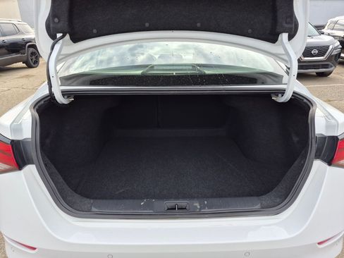 Used 2022 Nissan Sentra SV FWD image 27