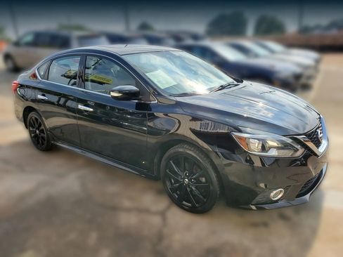 Used 2017 Nissan Sentra SR Turbo w/ SR Midnight Edition FWD image 17