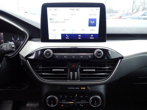 Used 2022 Ford Escape SE w/ SE Sport Appearance Package image 14