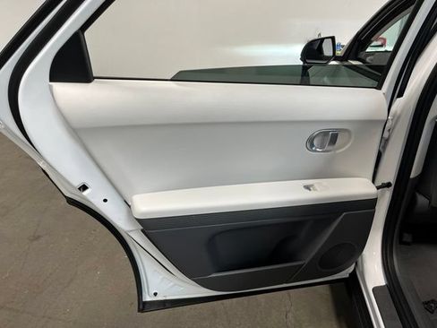 Used 2024 Hyundai Ioniq 5 SE RWD image 19