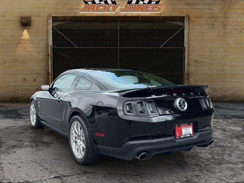 Used 2012 Ford Mustang Shelby GT500 w/ SVT Performance Pkg RWD image 6
